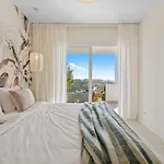 3 Bedroom With Mountain Views - La Quinta, Apartment